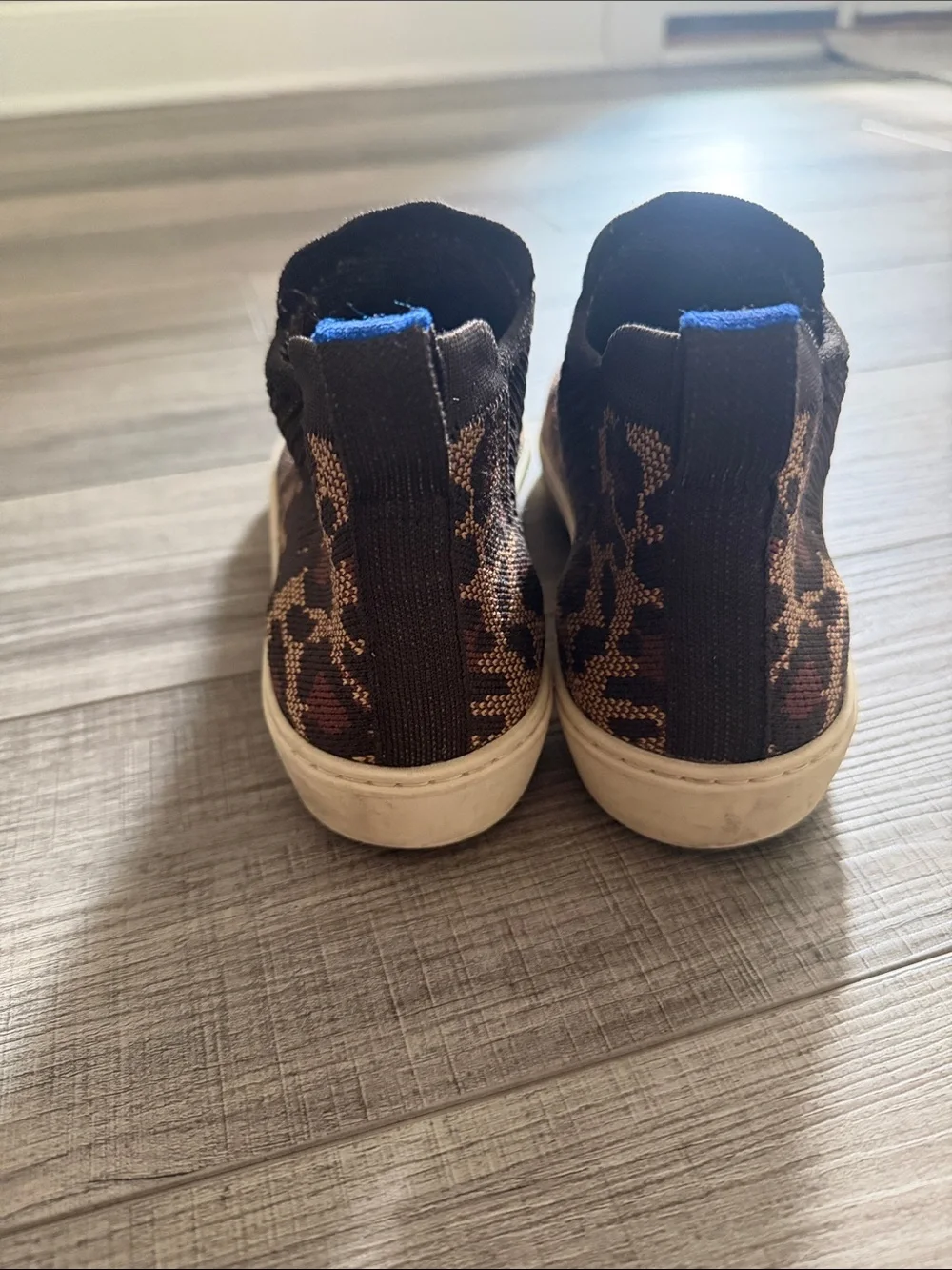 Rothys stylish leopard